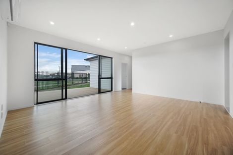 Photo of property in 52 Perkins Street, Papakura, 2110