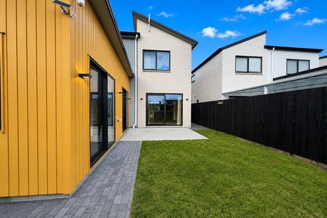 Photo of property in 5 Pilot Drive, Hobsonville, Auckland, 0616