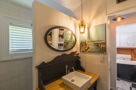 Photo of property in 12 Russell Street, Stepneyville, Nelson, 7010