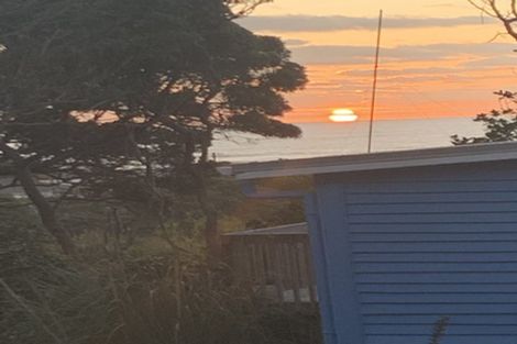 Photo of property in 42 Sea View Road, Baylys Beach, Dargaville, 0377