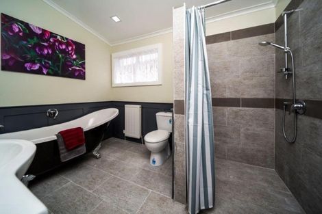 Photo of property in 46 Regan Street, Stratford, 4332