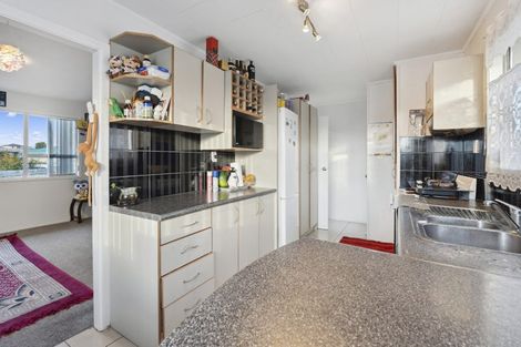 Photo of property in 29 Othello Drive, Clover Park, Auckland, 2023