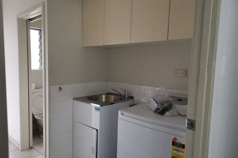 Photo of property in 1/11 Park Avenue, Northcote, Auckland, 0626