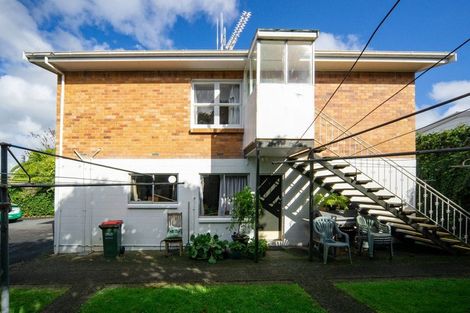 Photo of property in 4/310 River Road, Claudelands, Hamilton, 3214