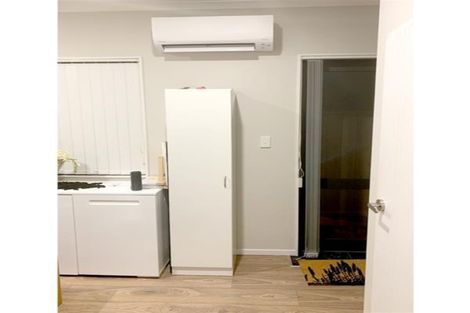 Photo of property in 15 Drumbuoy Drive, Flat Bush, Auckland, 2019