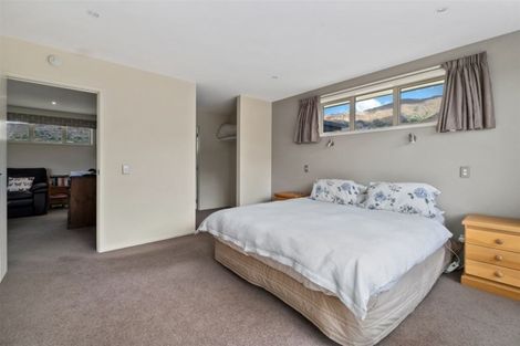 Photo of property in 9 Stonebrook Drive, Wanaka, 9305