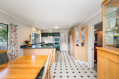 Photo of property in 52 Campion Road, Waikanae Beach, Waikanae, 5036