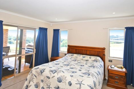 Photo of property in 66 Manu Drive, Kaiwaka, 0573