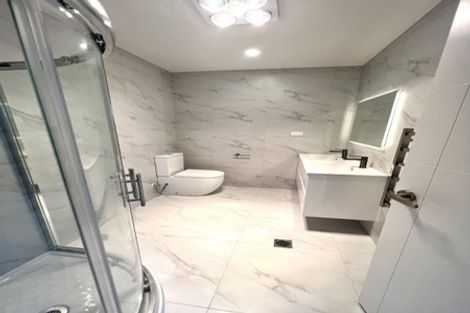 Photo of property in 25 Seaview Road, Glenfield, Auckland, 0629