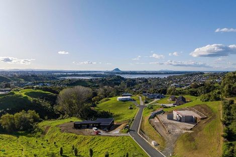 Photo of property in 34 Te Auhi Way, Welcome Bay, Tauranga, 3112