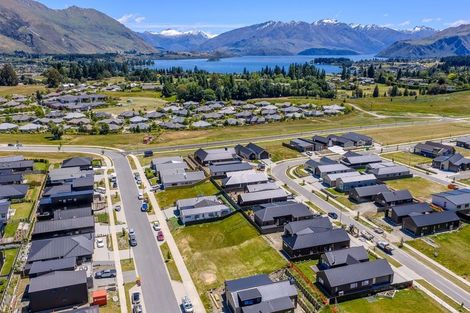Photo of property in 51 Avalon Station Drive, Wanaka, 9305