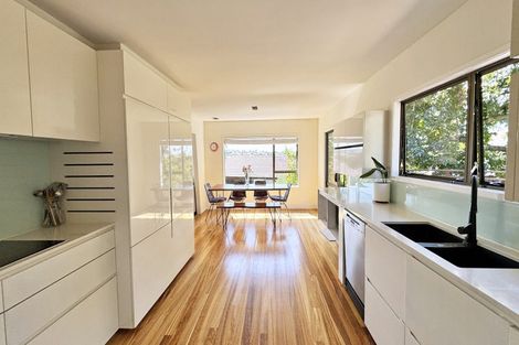 Photo of property in 26 Harper Street, Chatswood, Auckland, 0626