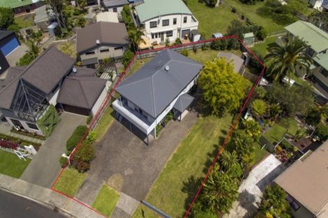 Photo of property in 8 Centennial Drive, Whitianga, 3510