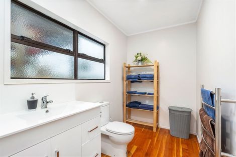 Photo of property in 8 Alfred Street, Hikurangi, 0114