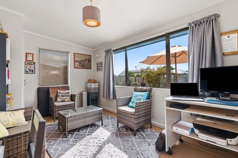 Photo of property in 7 Pandora Place, Welcome Bay, Tauranga, 3112