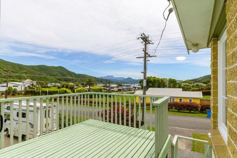 Photo of property in 5 Turners Road, Waikawa, Picton, 7220