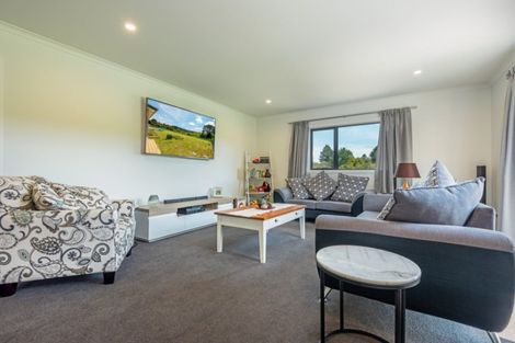 Photo of property in 149 Albert Road, Tokomaru, Palmerston North, 4474