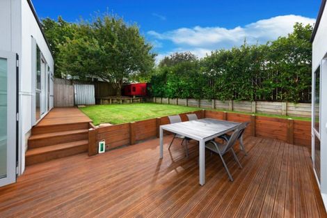 Photo of property in 6 Cronin Place, Beach Haven, Auckland, 0626