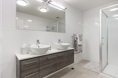 Photo of property in 90 Landmark Terrace, Orewa, 0931