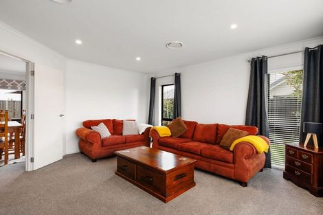 Photo of property in 46 Norfolk Drive, Cambridge, 3434