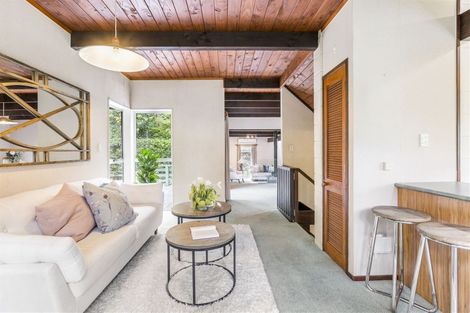 Photo of property in 72 Park Hill Road, Birkenhead, Auckland, 0626