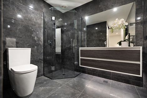 Photo of property in 6 Florence Close, Queenstown Hill, Queenstown, 9300