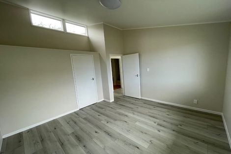 Photo of property in 1/33 Grassways Avenue, Pakuranga, Auckland, 2010
