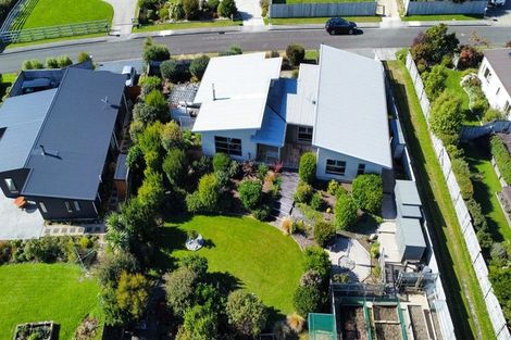 Photo of property in 6 Mcdonald Place, Collingwood, 7073