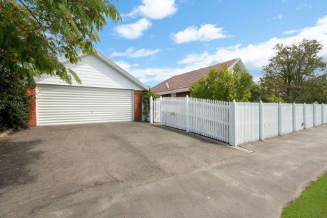 Photo of property in 248 Queenspark Drive, Parklands, Christchurch, 8083