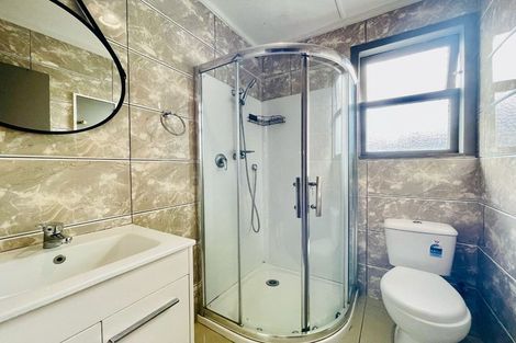 Photo of property in 1/72 Great South Road, Manurewa, Auckland, 2102