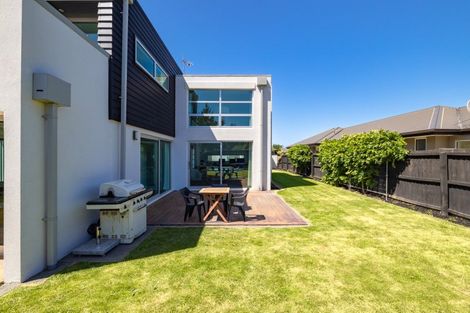 Photo of property in 12 Reka Street, Parklands, Christchurch, 8083