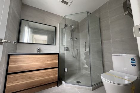 Photo of property in 4a Vanbrugh Place, Bucklands Beach, Auckland, 2014