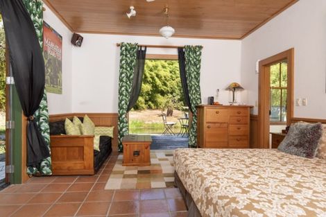 Photo of property in 45 Aucks Road, Russell, 0272