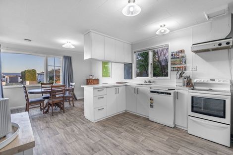 Photo of property in 10 Bruce Street, Waikiwi, Invercargill, 9810