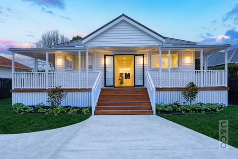 Photo of property in 15 Edward Street, Riverhead, 0820