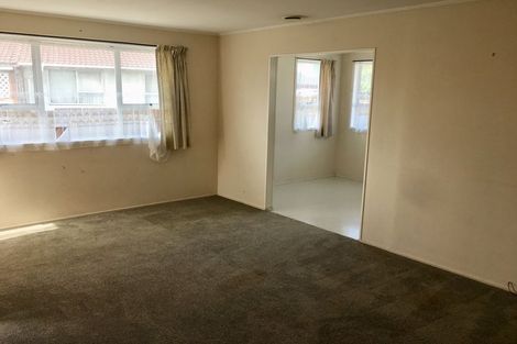 Photo of property in 390 Bucklands Beach Road, Bucklands Beach, Auckland, 2012