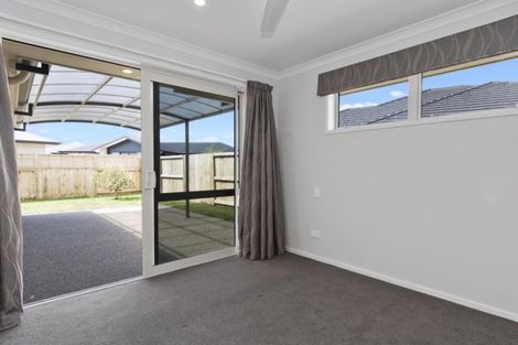 Photo of property in 57 Kahuparere Crescent, Pyes Pa, Tauranga, 3112