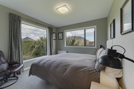 Photo of property in 55 Jacks Point Rise, Jacks Point, Queenstown, 9371