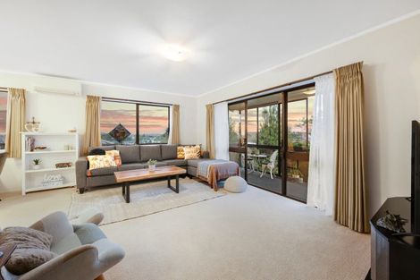 Photo of property in 2/42 Cromdale Avenue, Highland Park, Auckland, 2010