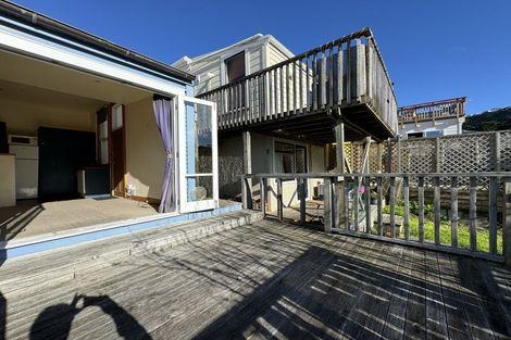 Photo of property in 34 Duppa Street, Berhampore, Wellington, 6023