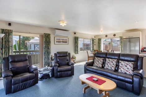 Photo of property in 32 Grace Crescent, Richmond Heights, Taupo, 3330