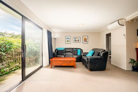Photo of property in 12 Makatote Grove, Churton Park, Wellington, 6037