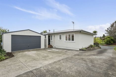 Photo of property in 31 Sunnyside Road, Sunnyvale, Auckland, 0612