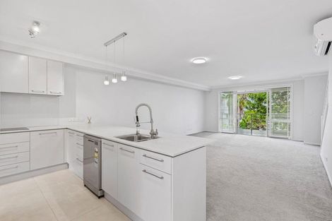 Photo of property in 29 Landmark Terrace, Orewa, 0931