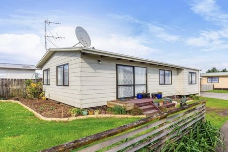Photo of property in 3 Robertson Road, Ranui, Auckland, 0612