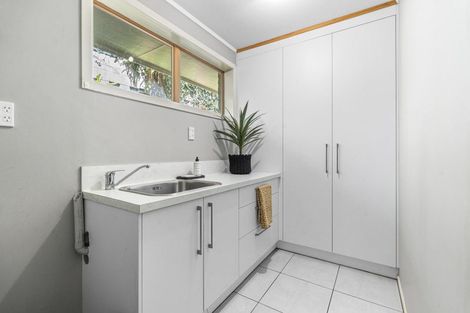 Photo of property in 76a Mangorei Road, Strandon, New Plymouth, 4312