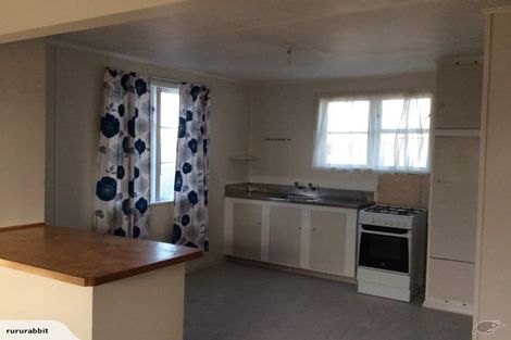 Photo of property in 34 Matipo Street, Castlecliff, Whanganui, 4501