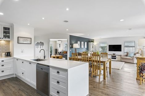 Photo of property in 39 Kotuku Drive, Paraparaumu Beach, Paraparaumu, 5032