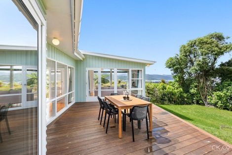 Photo of property in 34 Miromiro Road, Normandale, Lower Hutt, 5010