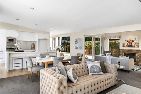 Photo of property in 15 Birch Road, Pukekohe, 2120